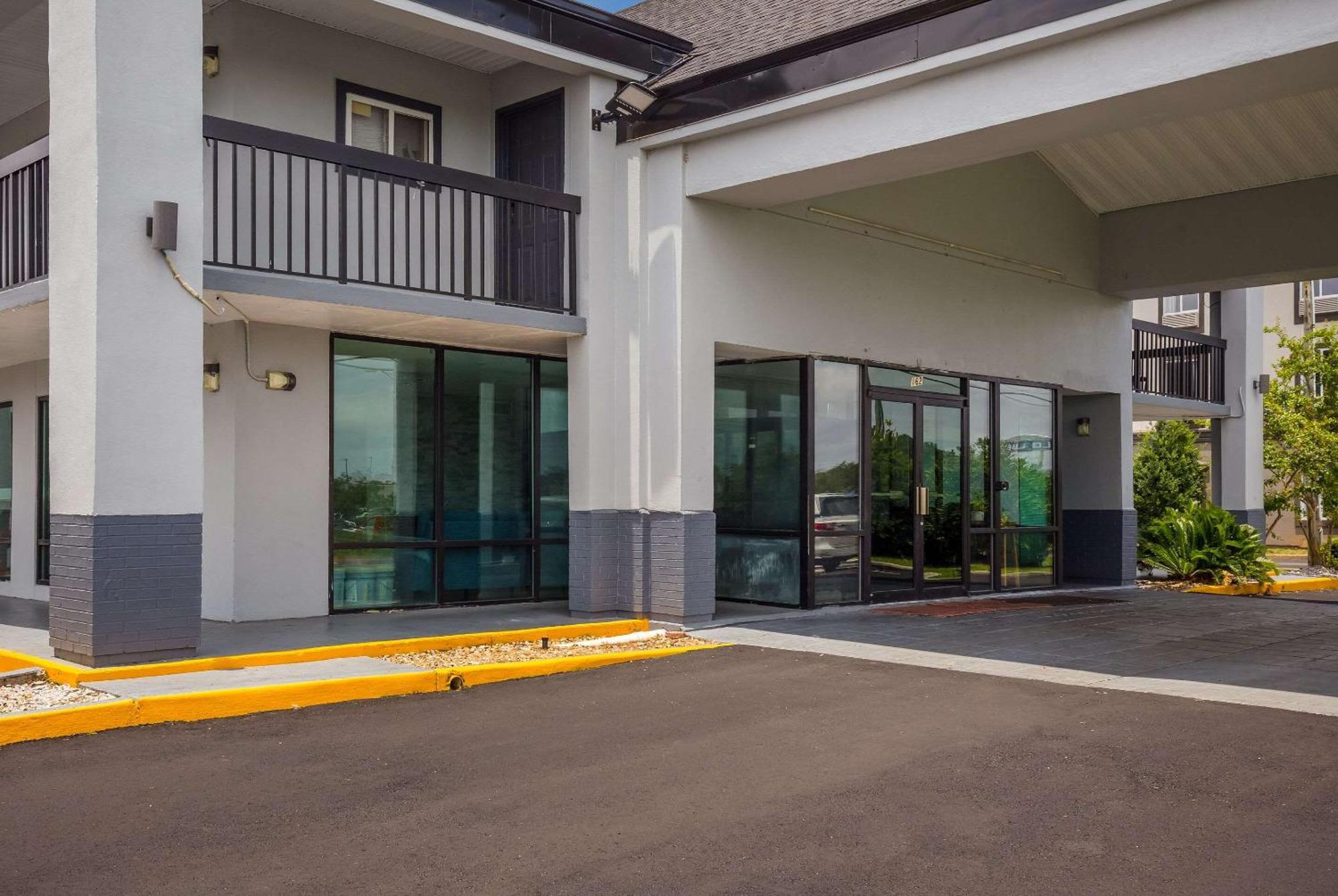 Econo Lodge Мобіл Екстер'єр фото